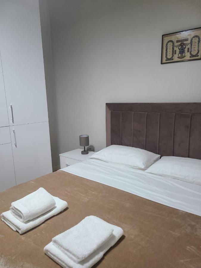 Home Inn Apartaments ติรานา ภายนอก รูปภาพ