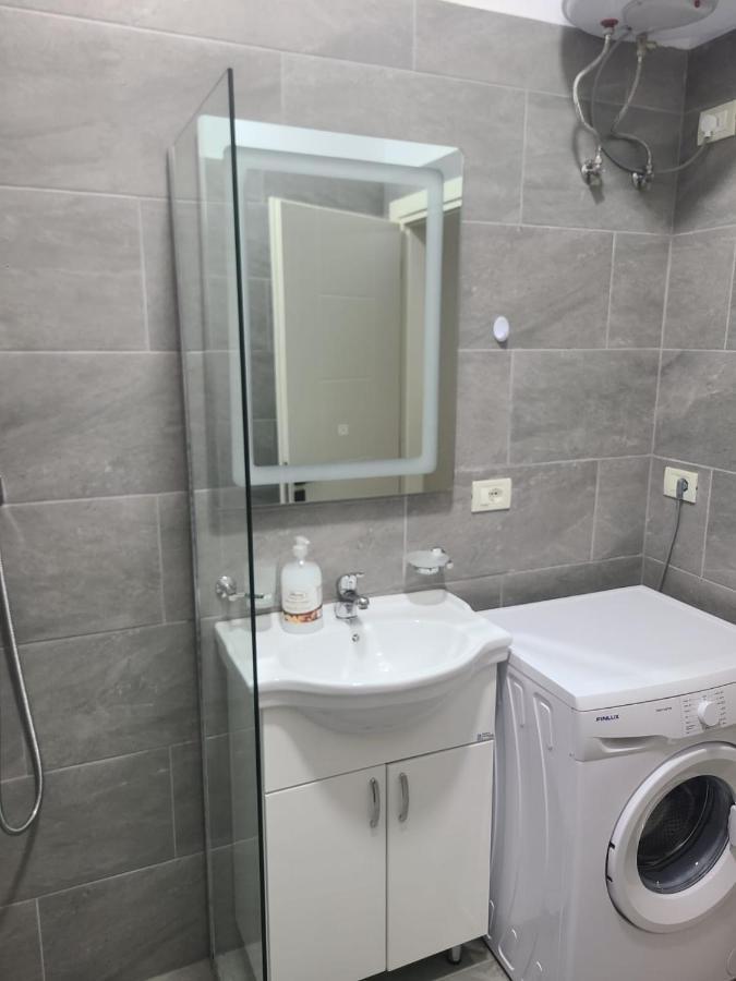 Home Inn Apartaments ติรานา ภายนอก รูปภาพ